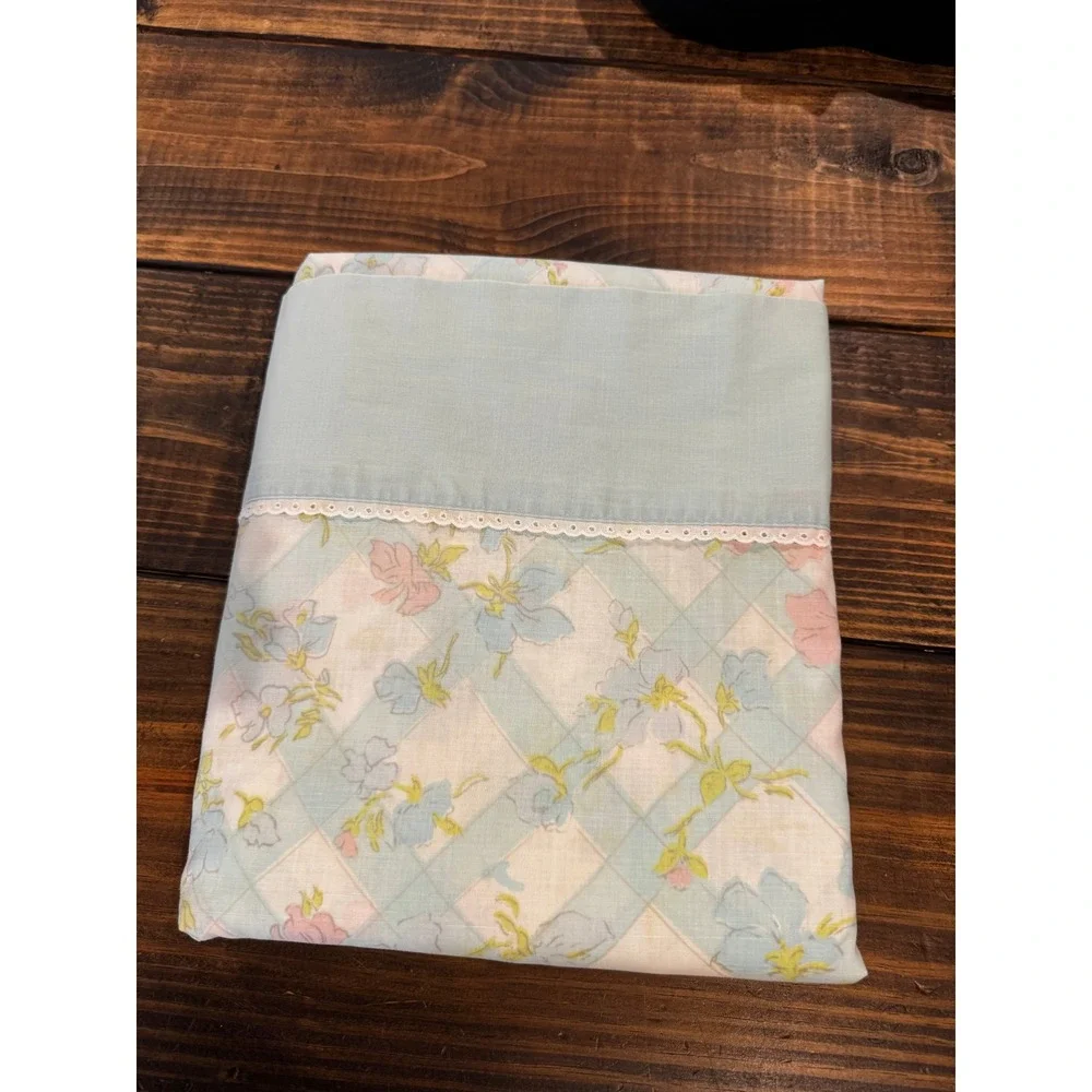 Sears Flat Sheet Full Size Blue Pink Floral Lattice Vintage Lace Trim Good